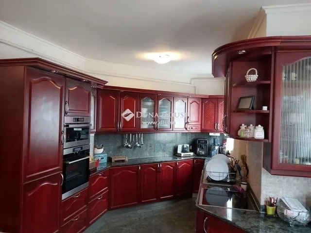 Eladó lakás Budapest XIV. kerület, Zugló 161 nm