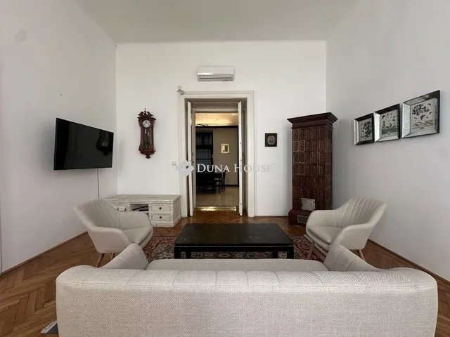 Eladó lakás Budapest V. kerület, Belváros 122 nm