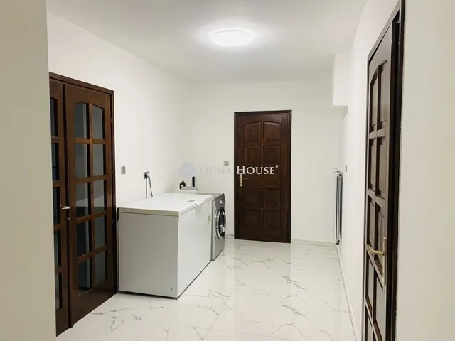 Eladó ház Érd 200 nm