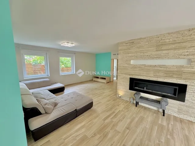 Eladó ház Érd 250 nm