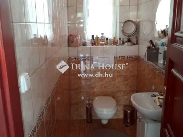 Eladó ház Budaörs 310 nm