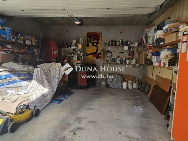 Eladó ház Budakeszi 240 nm