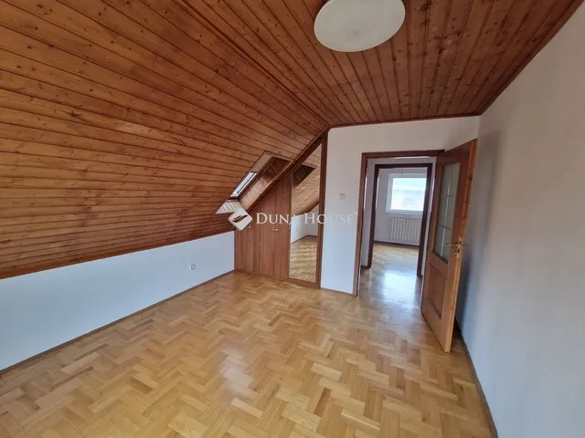 Kiadó ház Budapest XXII. kerület, Budafok-Rózsavölgy 145 nm