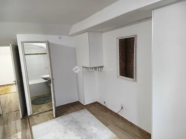 Eladó lakás Budapest VIII. kerület, Corvin negyed 38 nm