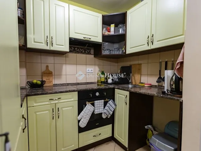 Eladó lakás Budapest VIII. kerület, Századosnegyed 64 nm