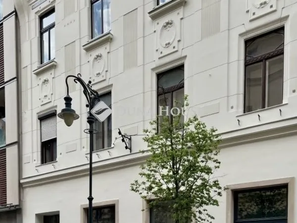 Eladó lakás Budapest VI. kerület 54 nm