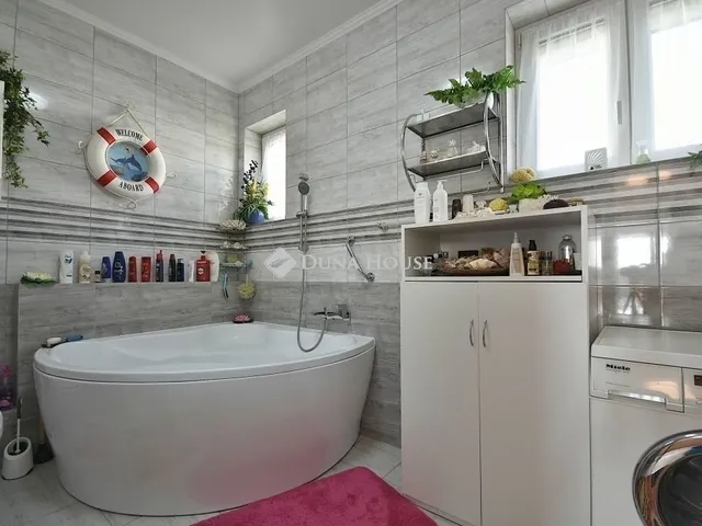 Eladó ház Budapest XXII. kerület, Budafok 151 nm