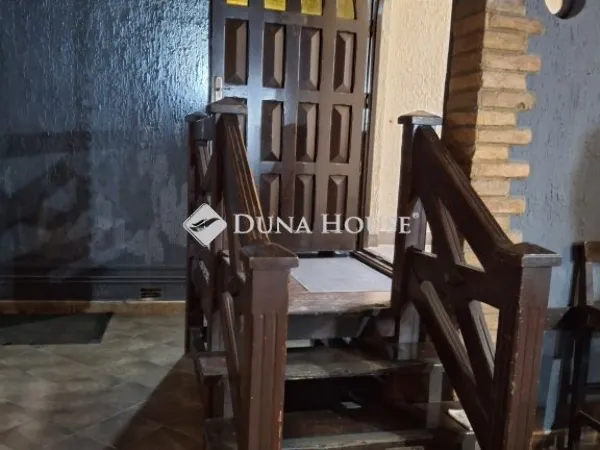 Eladó kereskedelmi és ipari ingatlan Budapest VII. kerület 211 nm