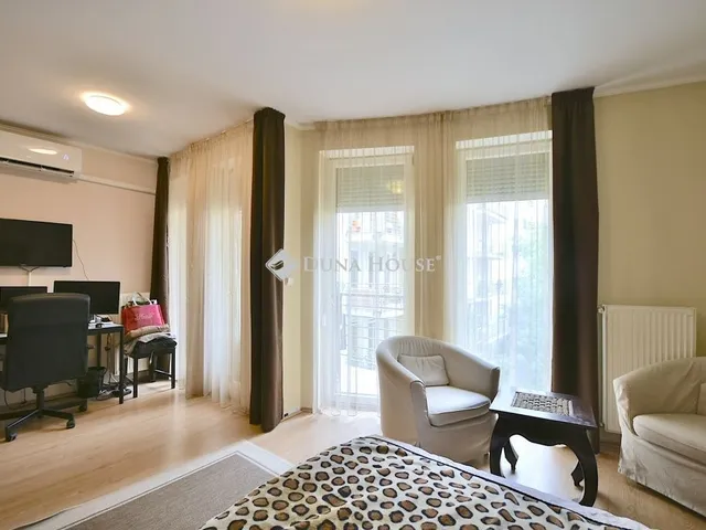 Eladó lakás Budapest VI. kerület 35 nm