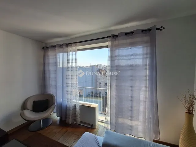 Kiadó lakás Budapest VI. kerület, Nagykörúton belüli terület 69 nm