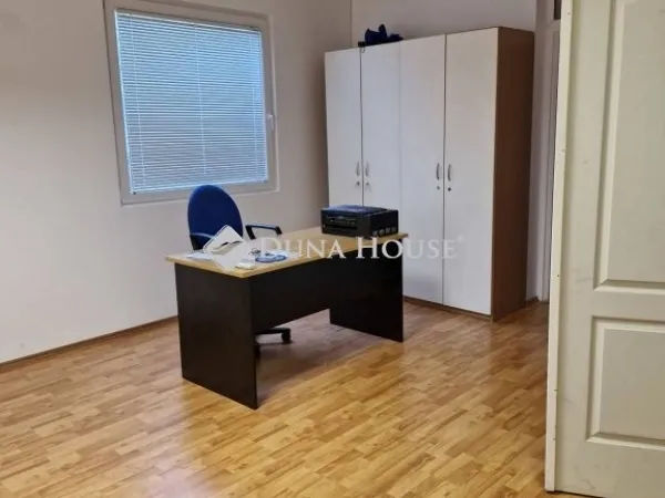 Kiadó kereskedelmi és ipari ingatlan Budapest X. kerület 200 nm