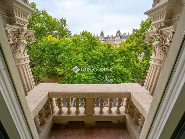 Eladó lakás Budapest VI. kerület 95 nm