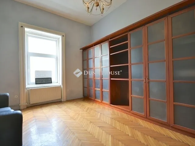 Eladó lakás Budapest VIII. kerület 66 nm