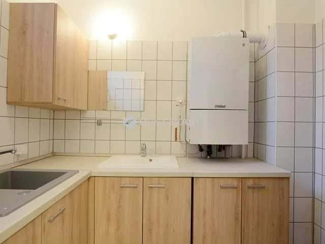 Eladó kereskedelmi és ipari ingatlan Budapest VIII. kerület, Palotanegyed 143 nm