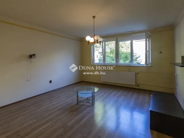 Eladó lakás Budapest X. kerület 74 nm
