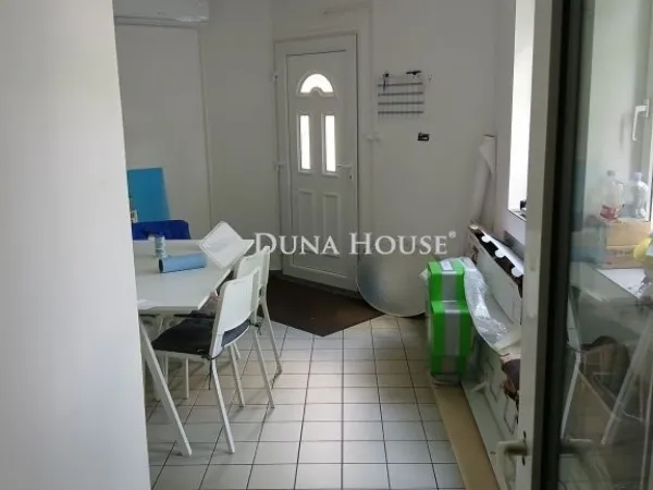 Kiadó kereskedelmi és ipari ingatlan Budapest XVIII. kerület 440 nm