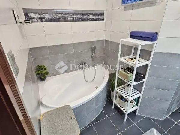 Eladó lakás Budapest IX. kerület, Belső Ferencváros 121 nm