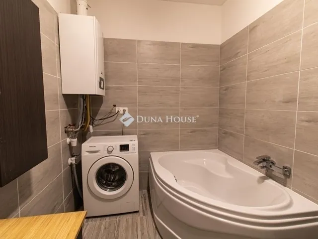 Eladó lakás Vecsés 120 nm