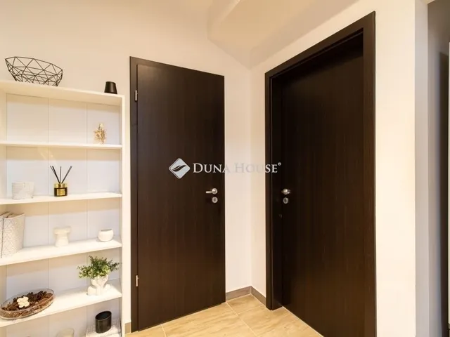 Eladó lakás Vecsés 120 nm