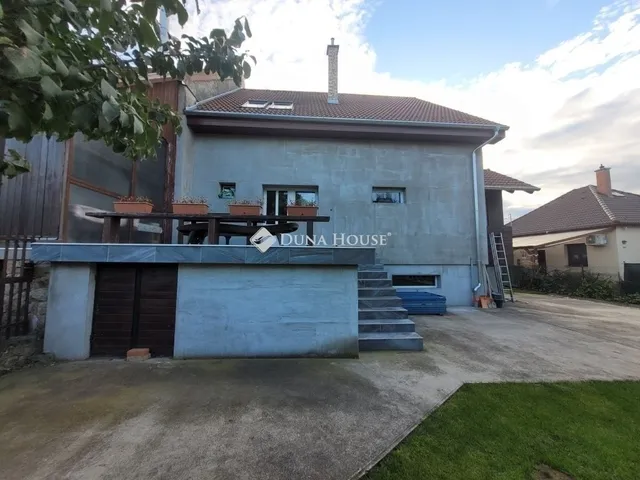 Eladó ház Budapest XVIII. kerület 143 nm