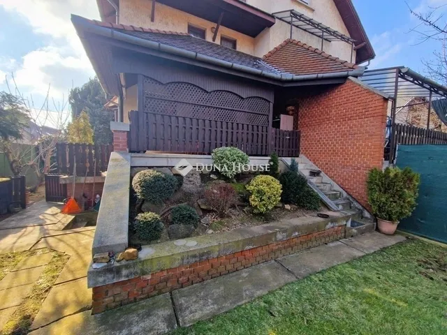 Eladó ház Budapest XVIII. kerület 180 nm