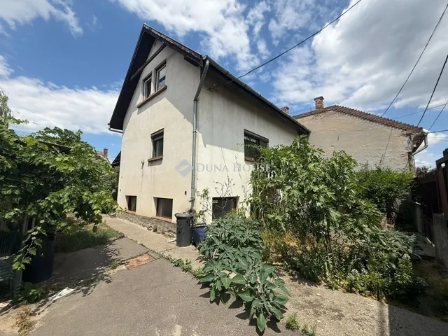 Eladó ház Budapest XX. kerület 400 nm
