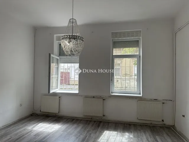Eladó lakás Budapest XX. kerület 68 nm