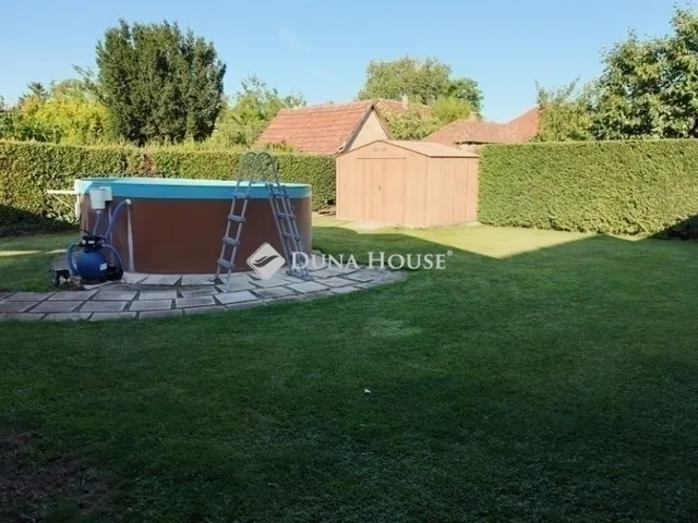 Eladó ház Gyál 195 nm