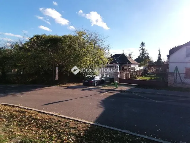 Eladó kereskedelmi és ipari ingatlan Budapest XVII. kerület 150 nm