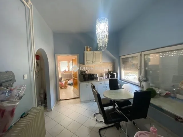 Eladó ház Budapest XVIII. kerület 200 nm