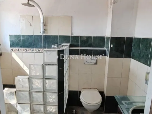 Eladó ház Budapest XVII. kerület 290 nm