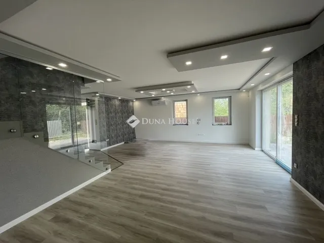 Eladó ház Vecsés 163 nm