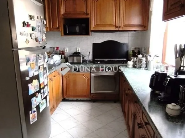 Eladó ház Budapest XX. kerület 220 nm