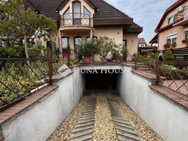 Eladó ház Budapest XVIII. kerület 132 nm