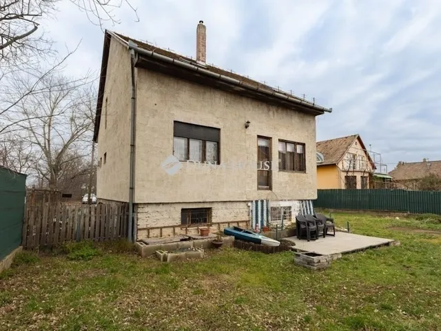 Eladó ház Budapest XVIII. kerület 258 nm