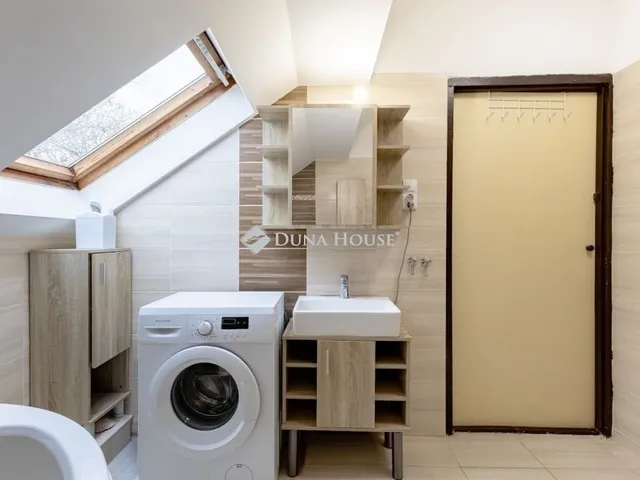 Eladó ház Budapest XVIII. kerület 258 nm