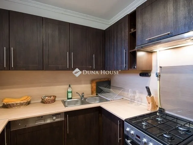 Eladó lakás Budapest X. kerület 74 nm