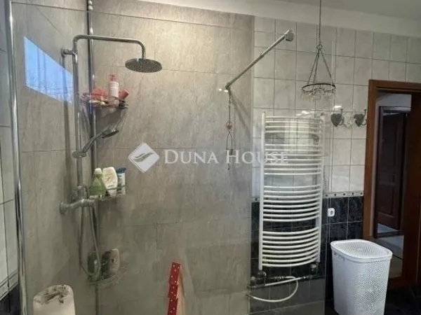 Eladó ház Vecsés 118 nm