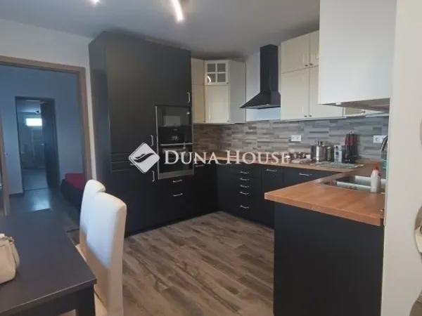 Eladó ház Budapest XVIII. kerület 90 nm