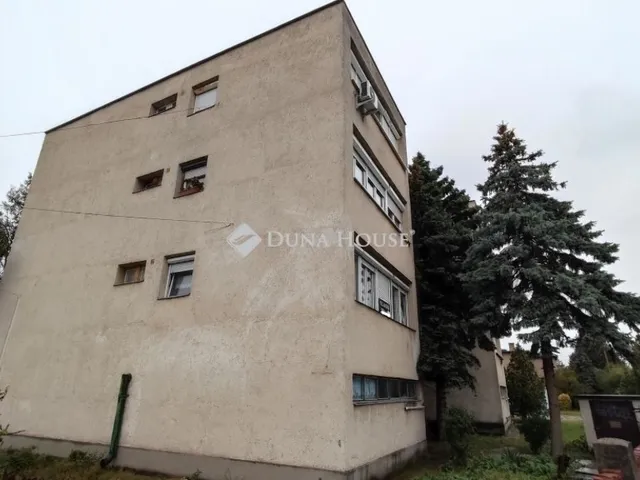 Eladó lakás Gyál 68 nm