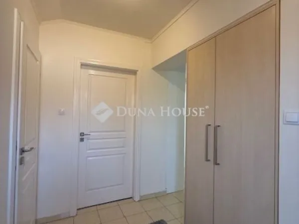 Eladó ház Vecsés 98 nm