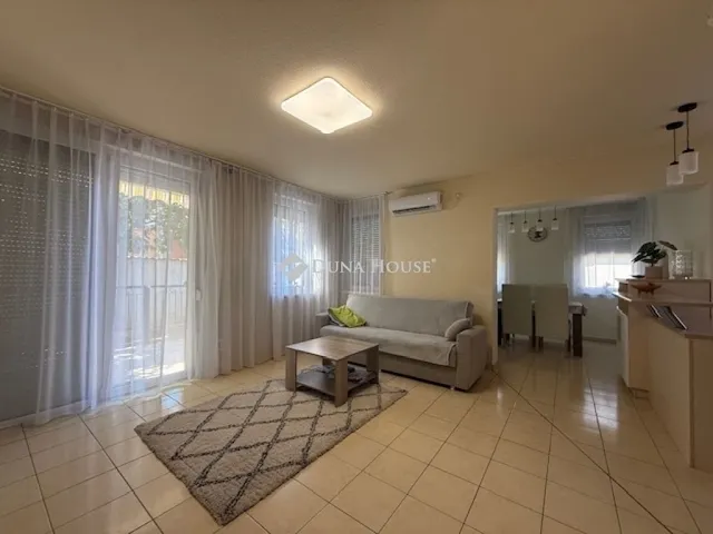 Eladó ház Vecsés 98 nm