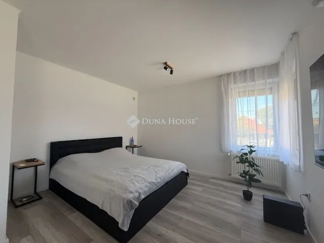 Eladó ház Vecsés 98 nm