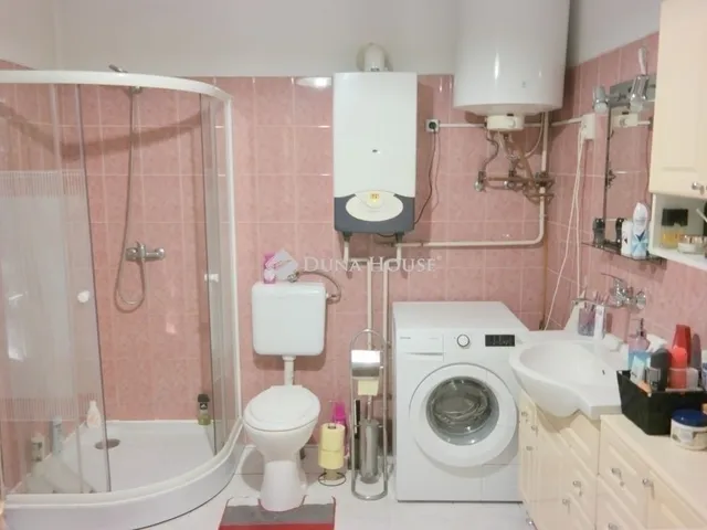 Eladó ház Budapest XX. kerület 230 nm