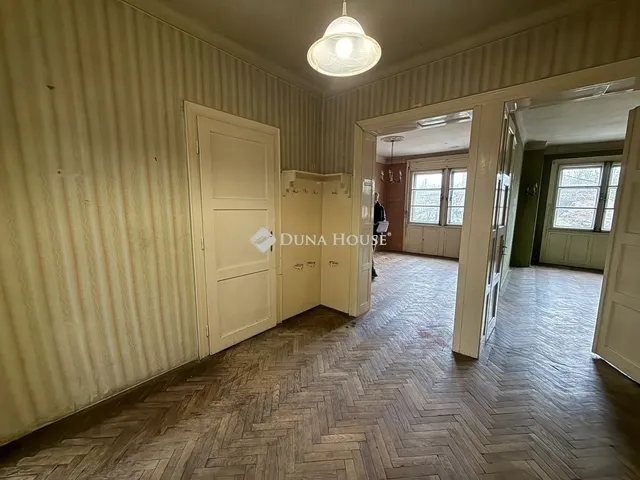 Eladó lakás Budapest XVIII. kerület 117 nm