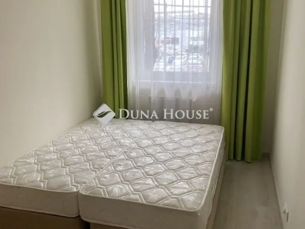 Eladó lakás Budapest XIII. kerület 72 nm