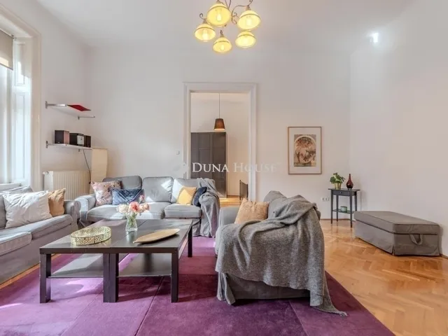 Eladó lakás Budapest VI. kerület 105 nm
