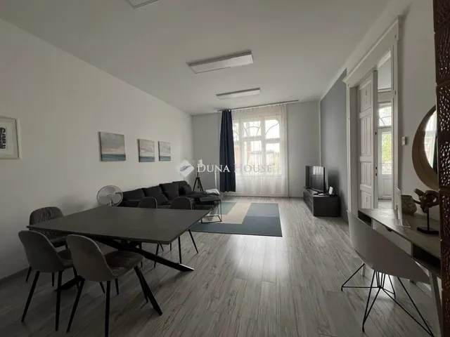 Eladó lakás Budapest VI. kerület 87 nm