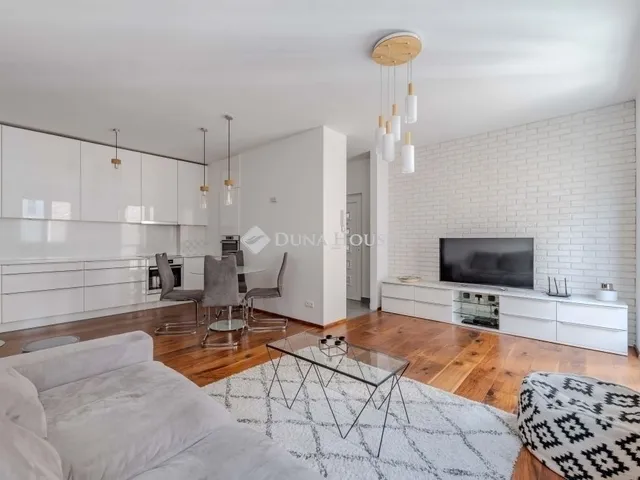 Eladó lakás Budapest VI. kerület 123 nm