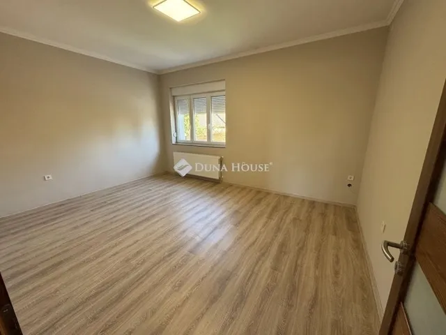 Eladó lakás Budapest XXI. kerület 100 nm
